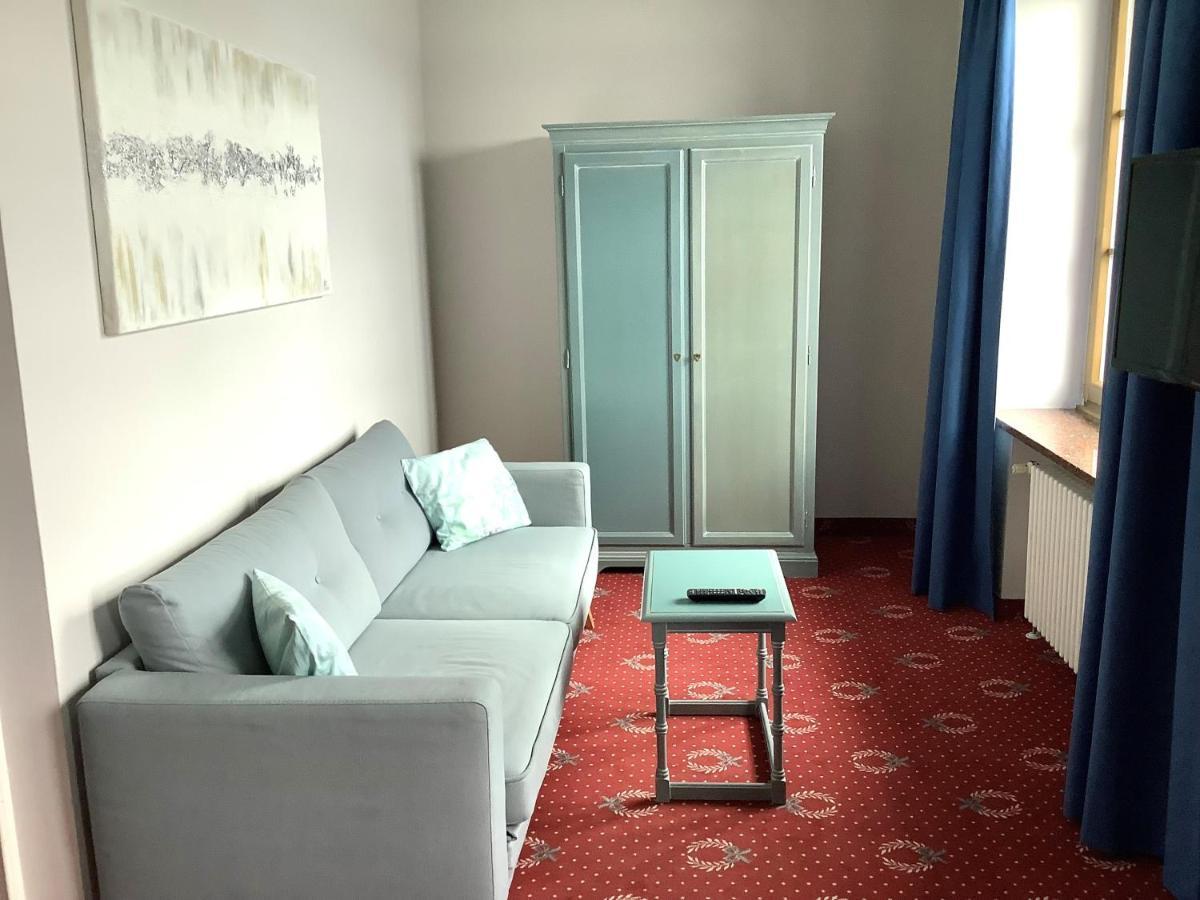 Strandhotel Berg แบร์ก อัม ชตาร์นแบร์เกอร์เซ ภายนอก รูปภาพ