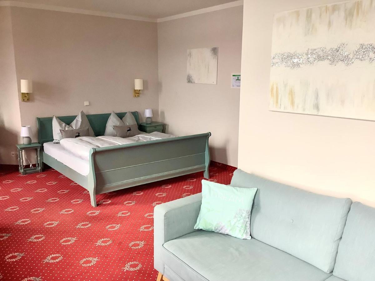 Strandhotel Berg แบร์ก อัม ชตาร์นแบร์เกอร์เซ ภายนอก รูปภาพ